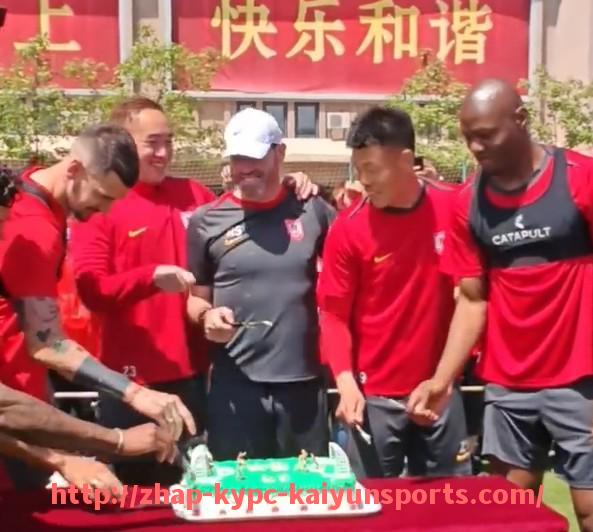 ky开云体育-CBA球员韩德君是否涉足足球项目